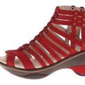 Jambu Women's Sugar Wedge Sandal Pump Smokey Red